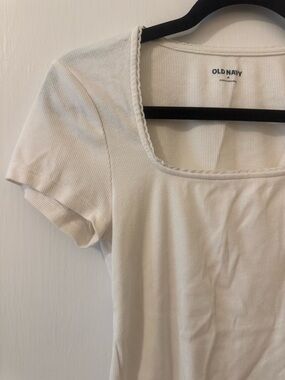 Old Navy White Ribbed Square-Neck Short Sleeve Tee